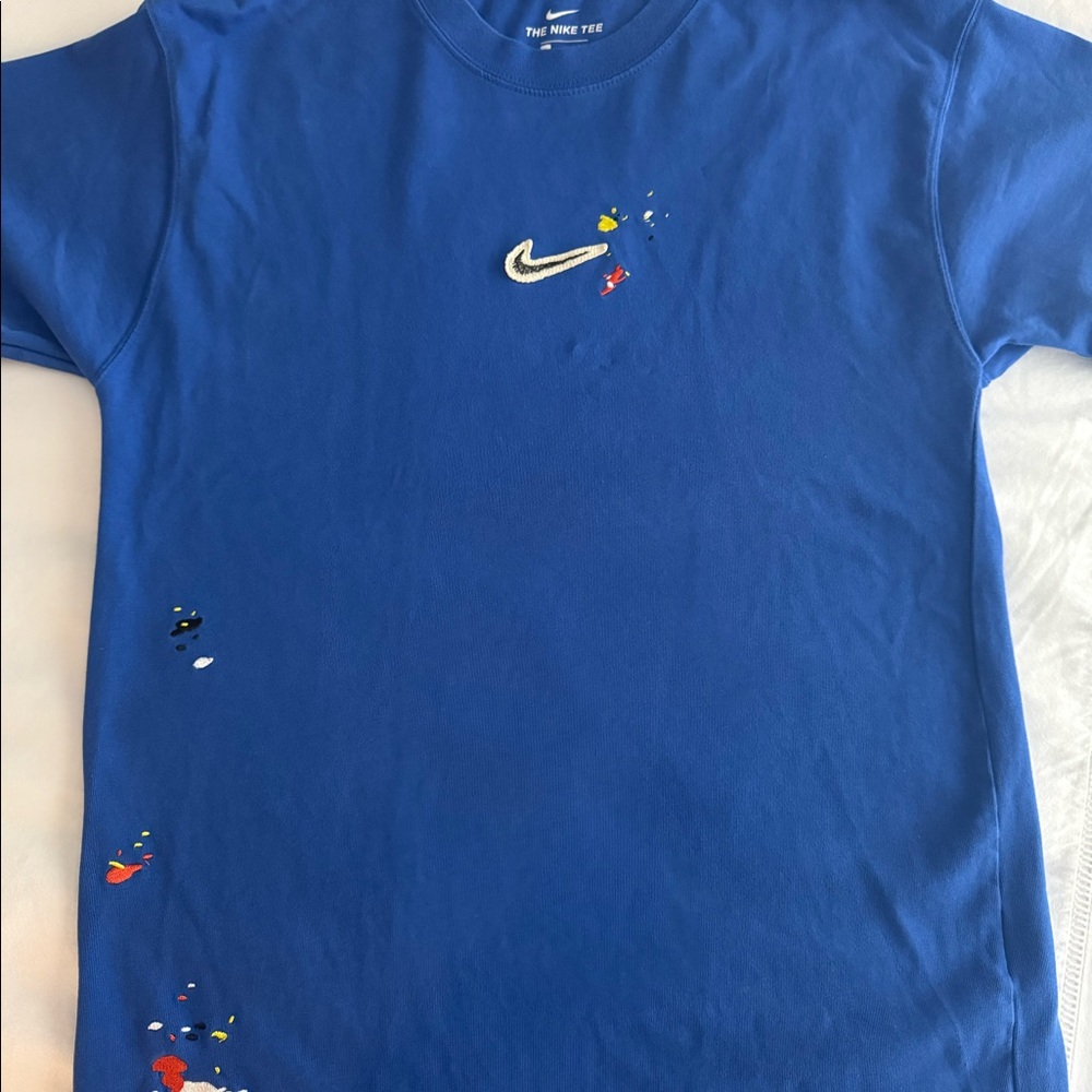 Nike men’s embroidered T-Shirt